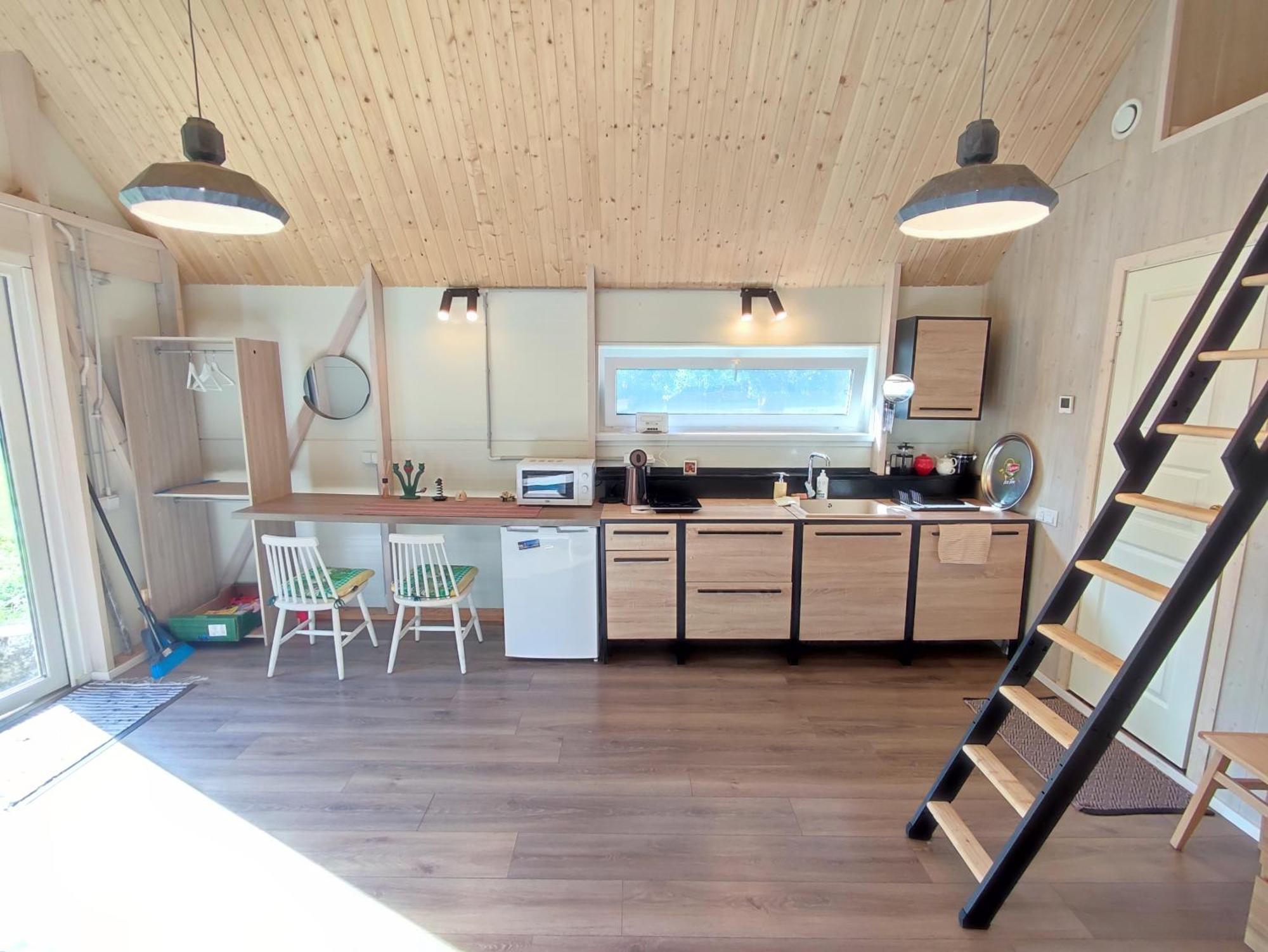 Modern Sauna Cabin In Horse Ranch Liyeplauke Екстериор снимка