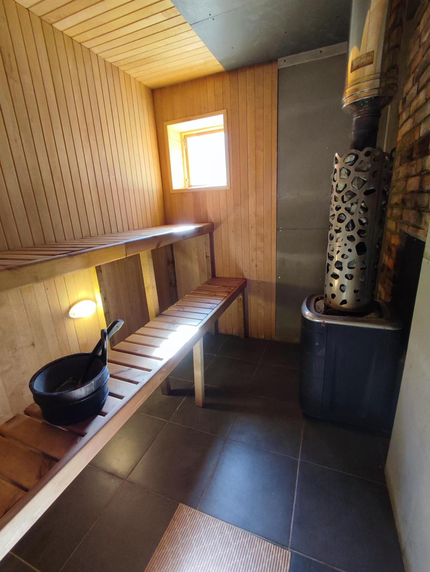 Modern Sauna Cabin In Horse Ranch Liyeplauke Екстериор снимка