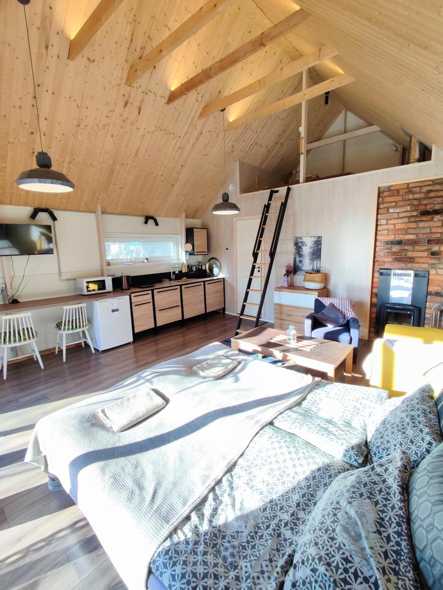 Modern Sauna Cabin In Horse Ranch Liyeplauke Екстериор снимка